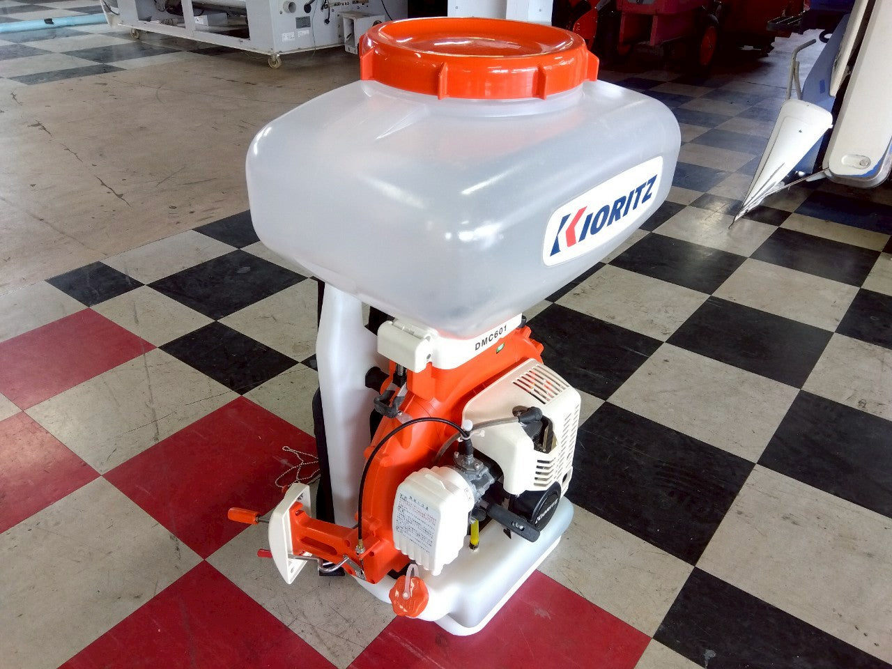 共立 中古 動力散布機 DMC601 – 農キング