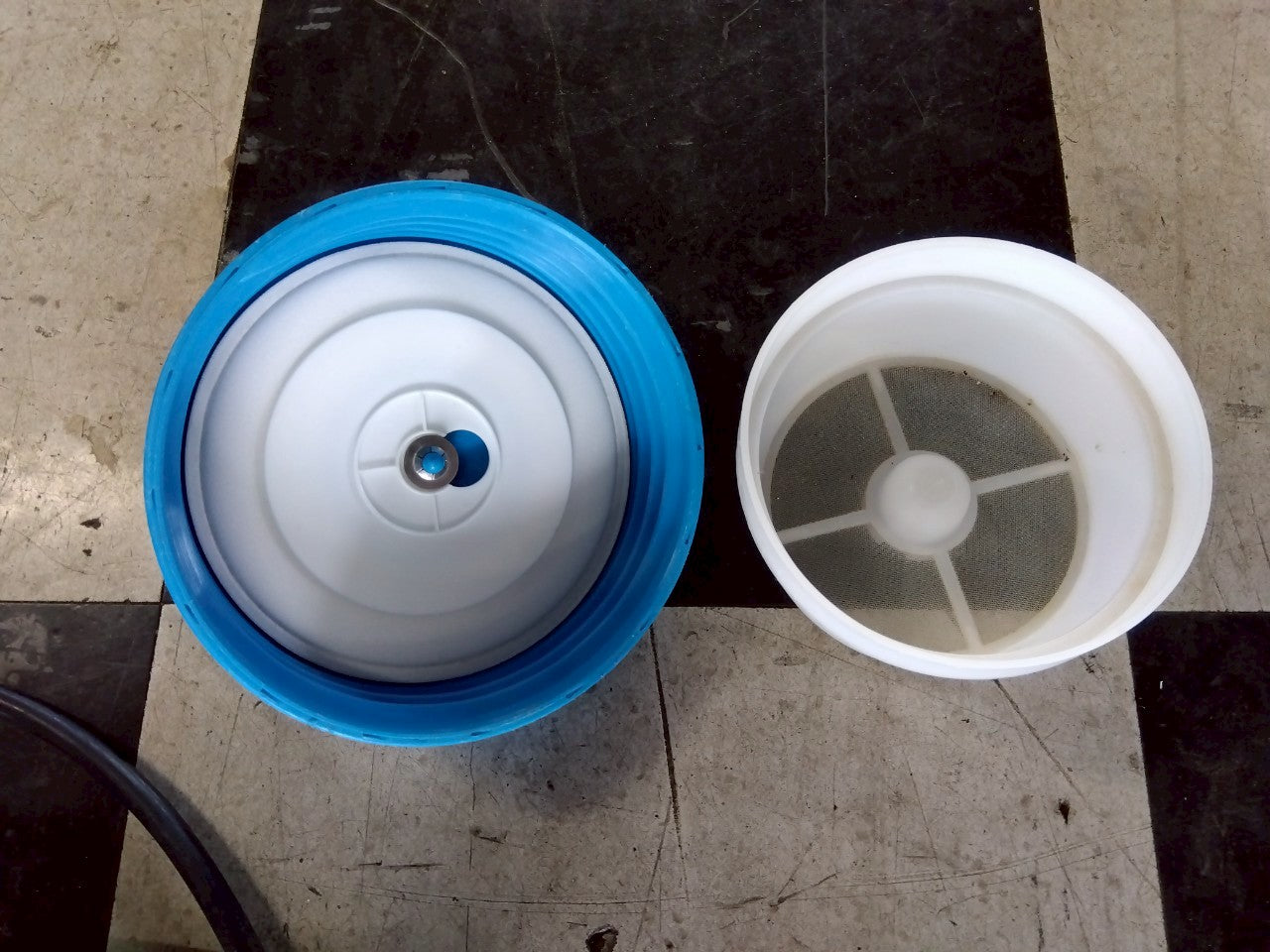 丸山　中古　人力噴霧機　MHD15P