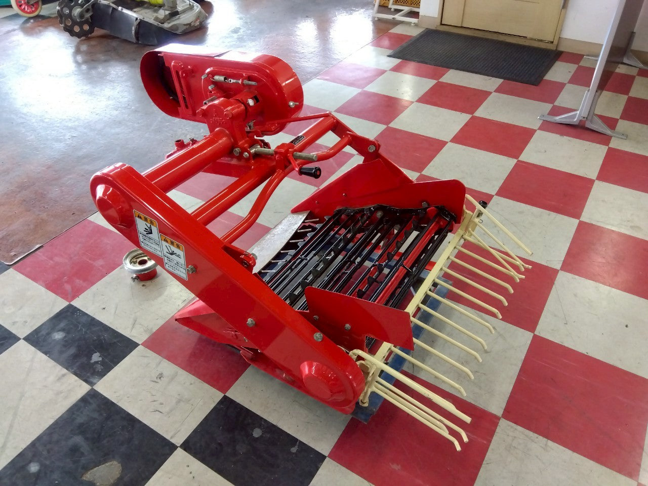 ニプロ　中古　堀取機　P-555D　耕耘機用