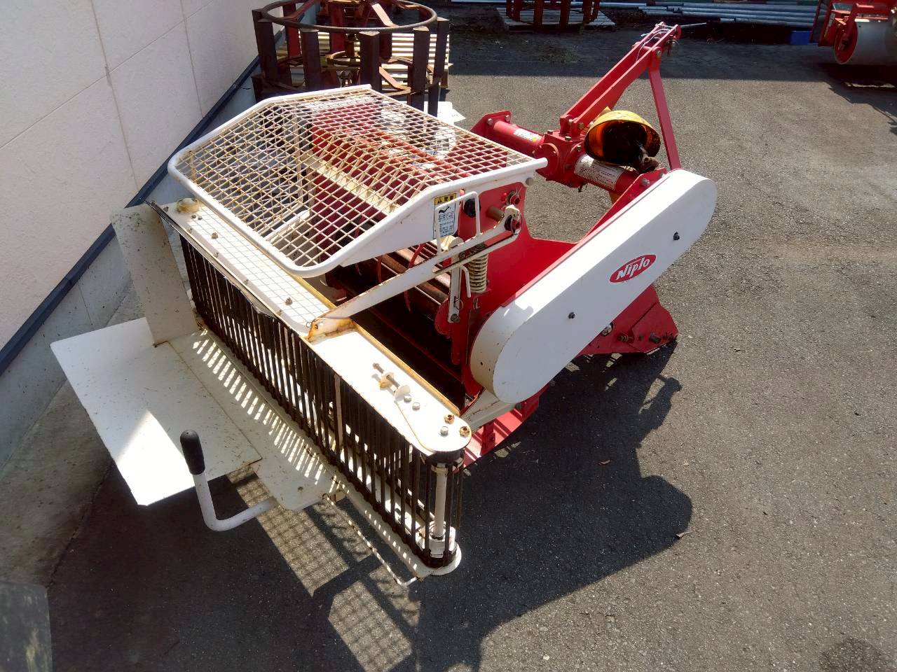 ヤンマー　トラクター　F165 ニプロ　堀取機 ヤンマー トラクター F165 ニプロ 堀取機