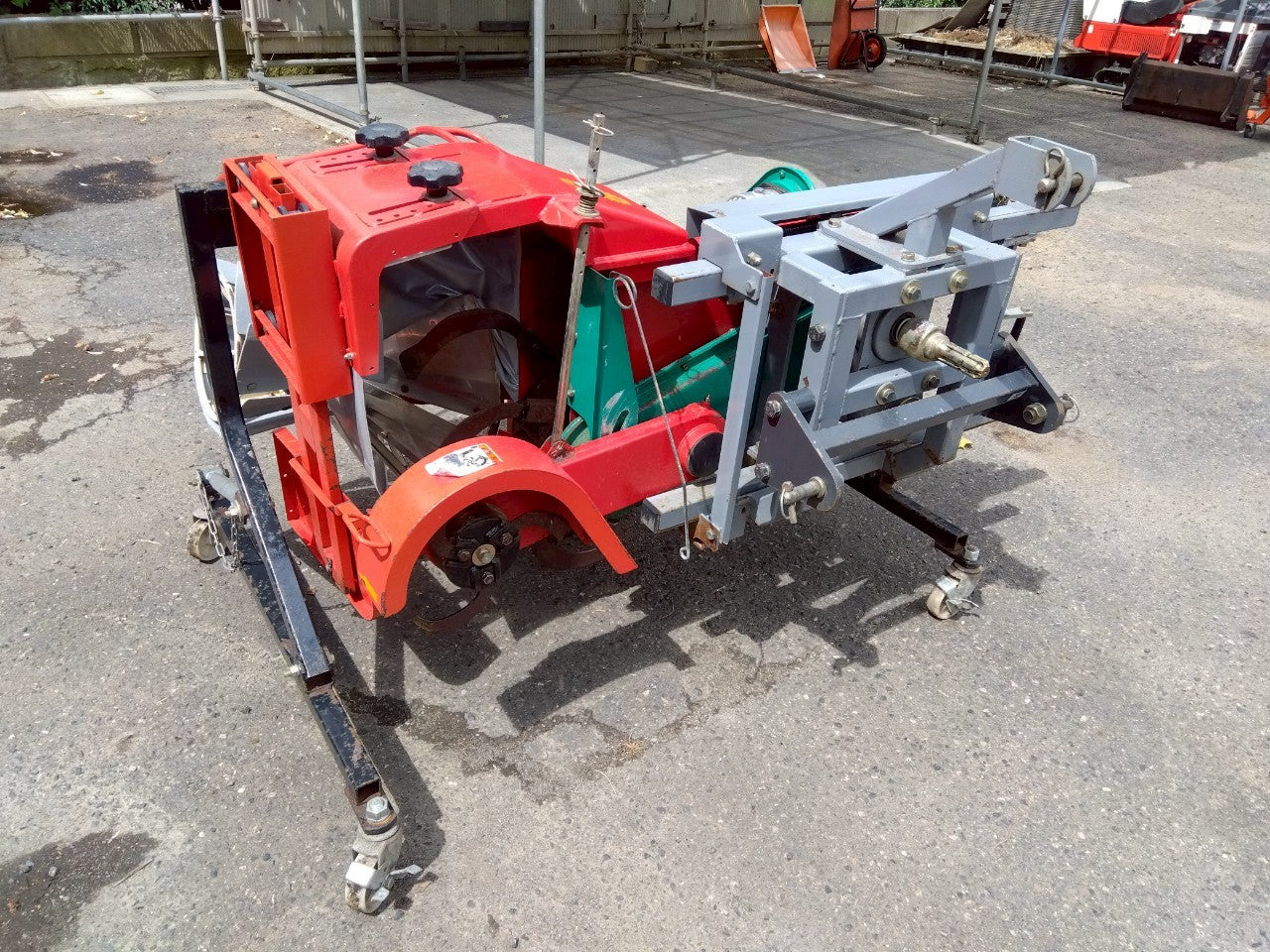 冨士トレーラー　中古　畦塗機　D135