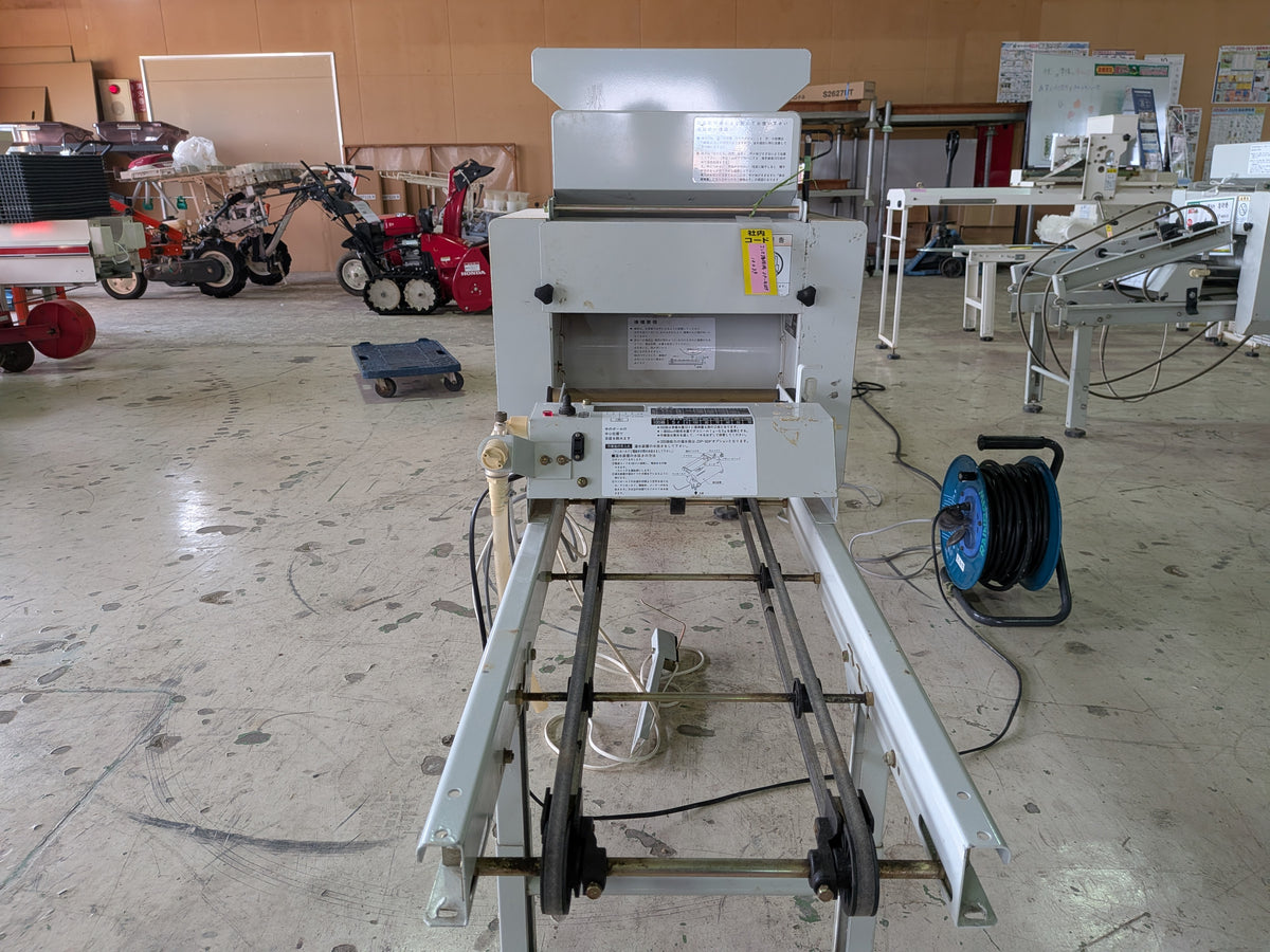 コンマ製作所 中古 整列播種機 SP-G25F＋箱積機 AH-40A 【山形店 10039／10041】
