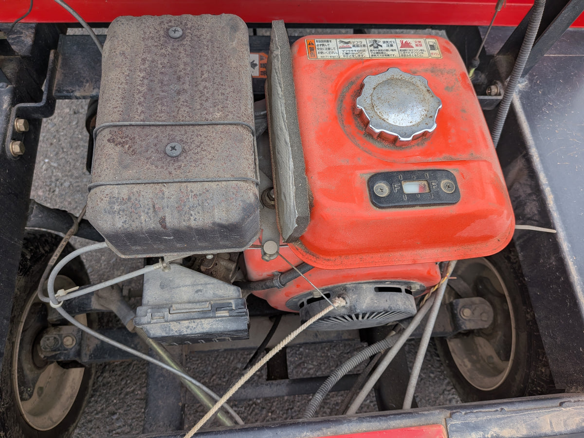 山口　中古　四輪運搬車　M4-61