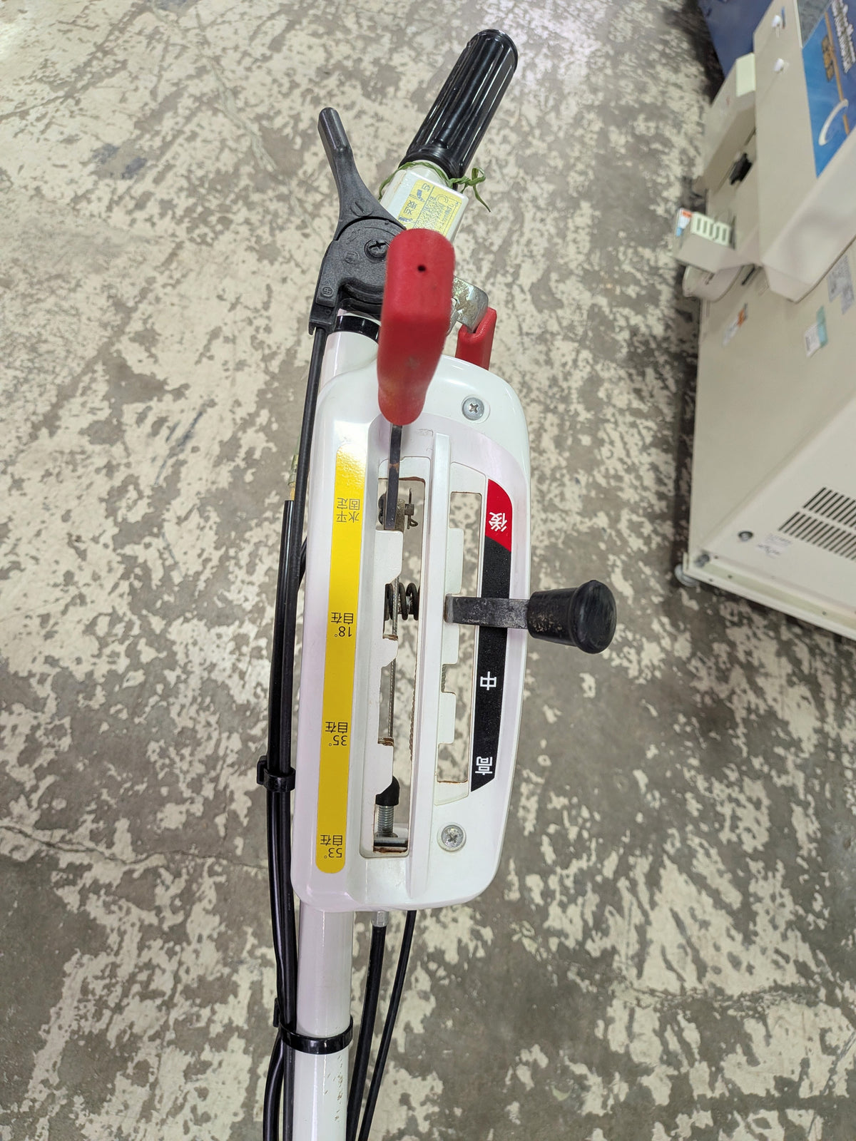クボタ　中古畔草刈機　GC705RD　【山形店10106】