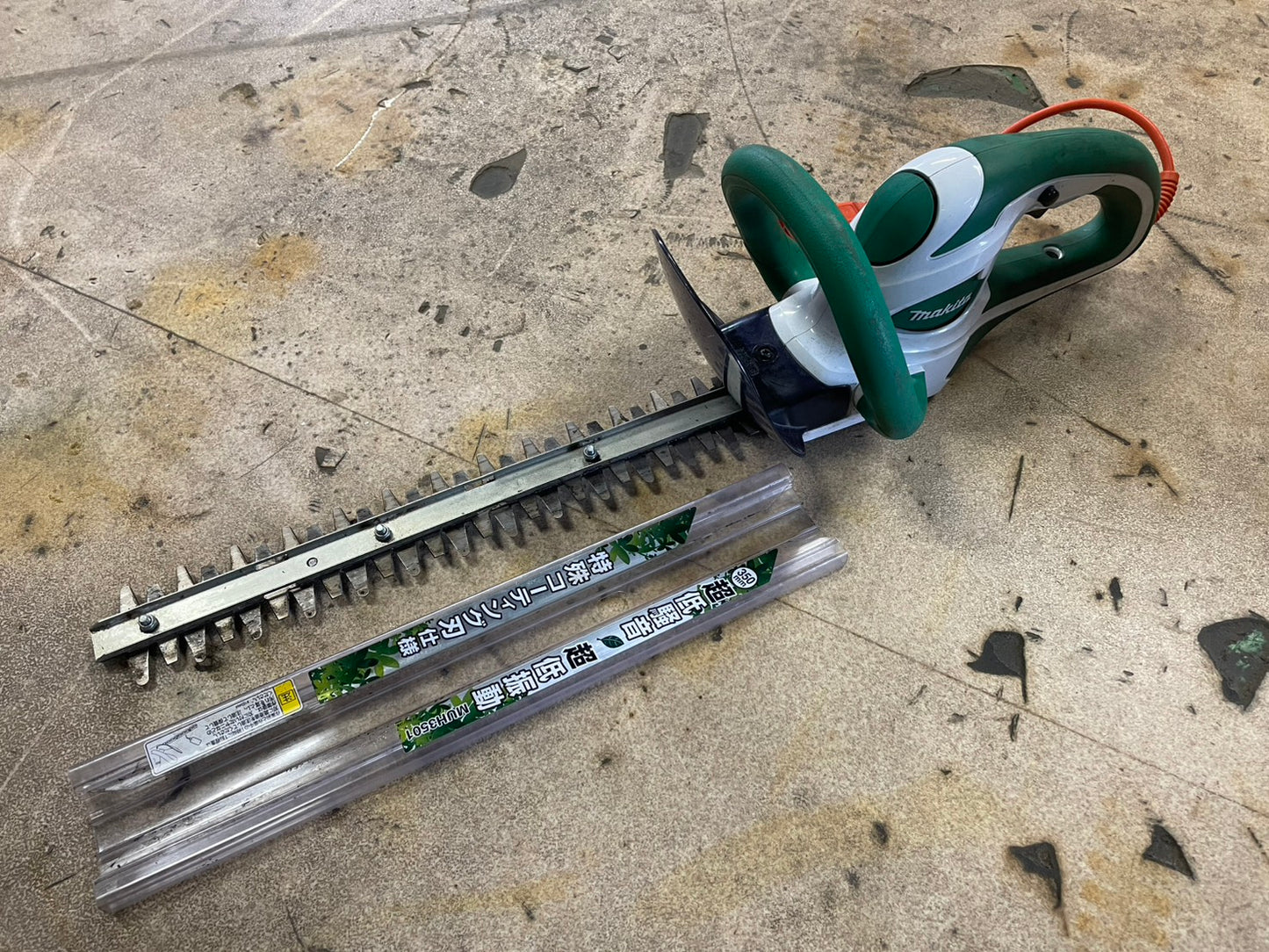 マキタ 中古 電動バリカン MUH3501