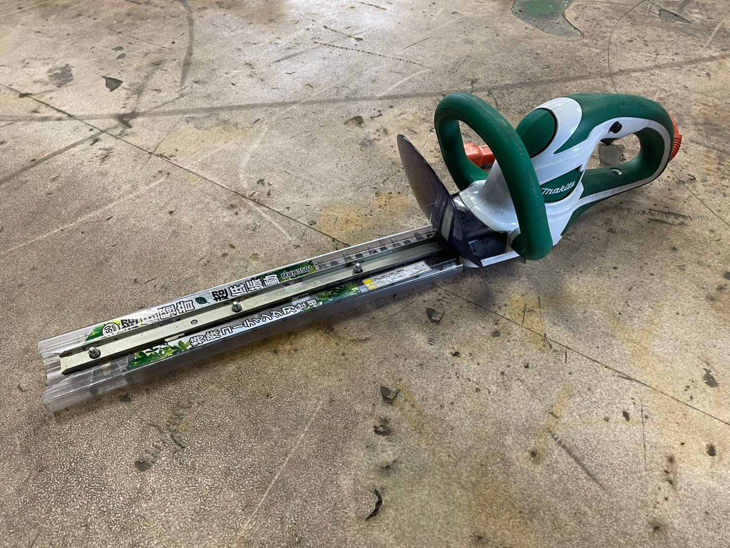 マキタ 中古 電動バリカン MUH3501