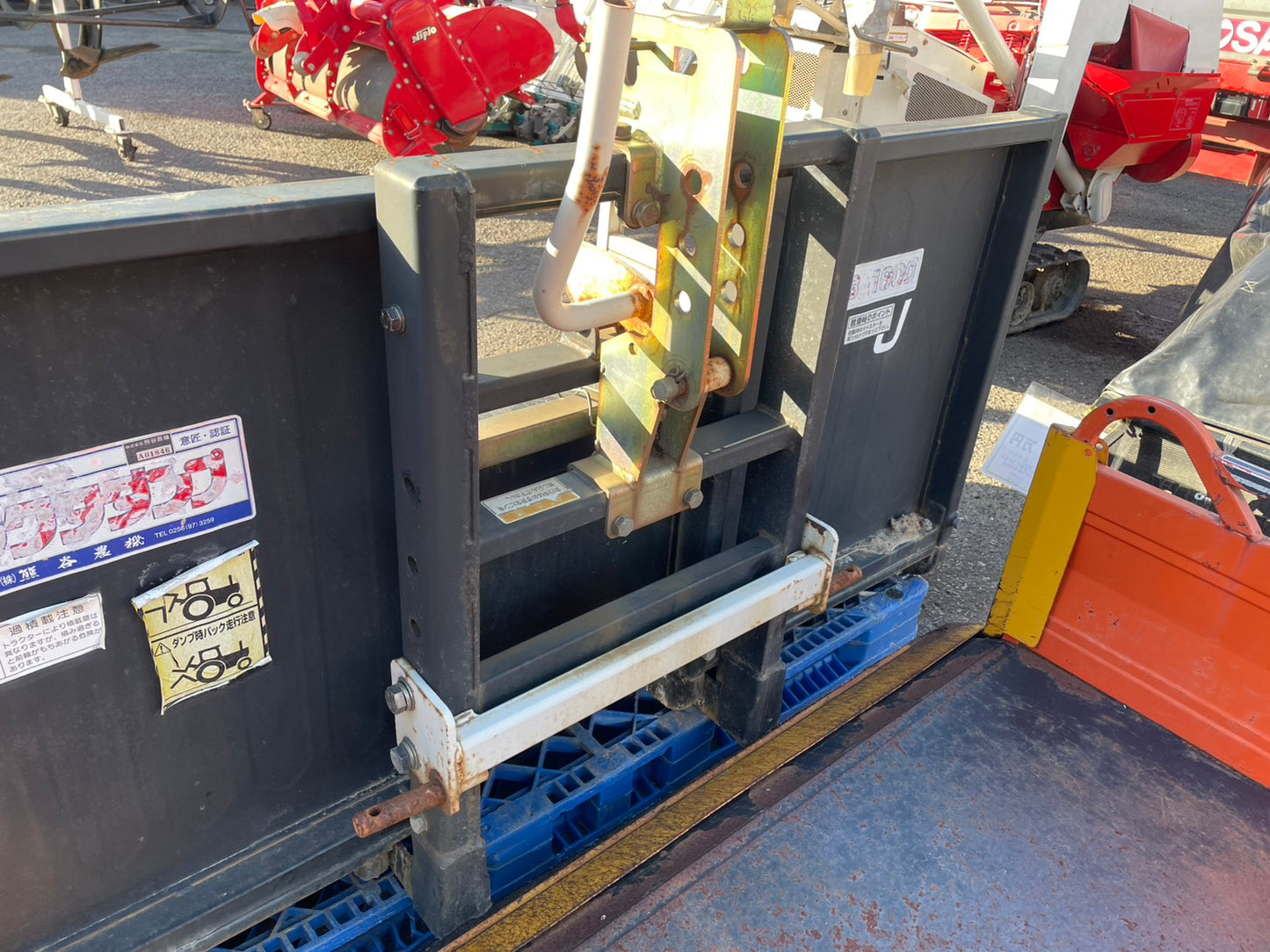 クマガイ　中古　整地キャリア　NA3-1600J