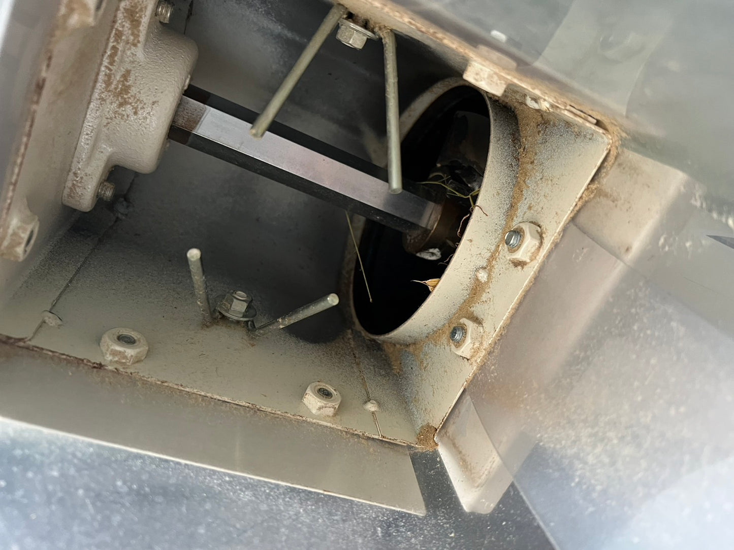 イセキ　中古　コンバイン　【69.7ｈ】＊HFC331G-ZKRHWC　『山形店 7118』