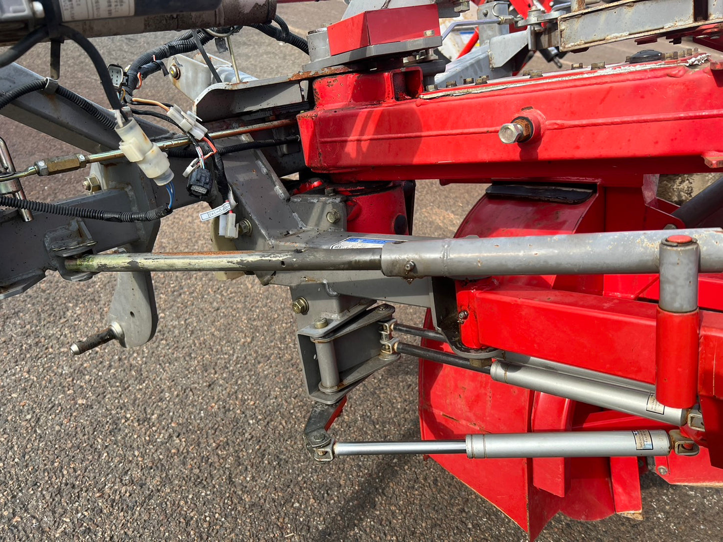 ニプロ　中古　畦塗機　【Ｂヒッチ】＊CZR352　『山形店　8067』