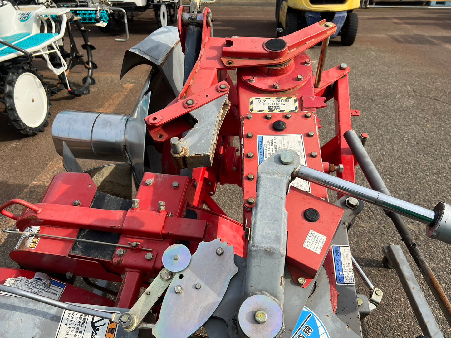 ニプロ　中古　畦塗機　【Ｂヒッチ】＊CZR352　『山形店　8067』