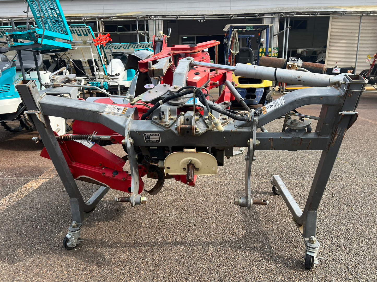 ニプロ　中古　畦塗機　【Ｂヒッチ】＊CZR352　『山形店　8067』