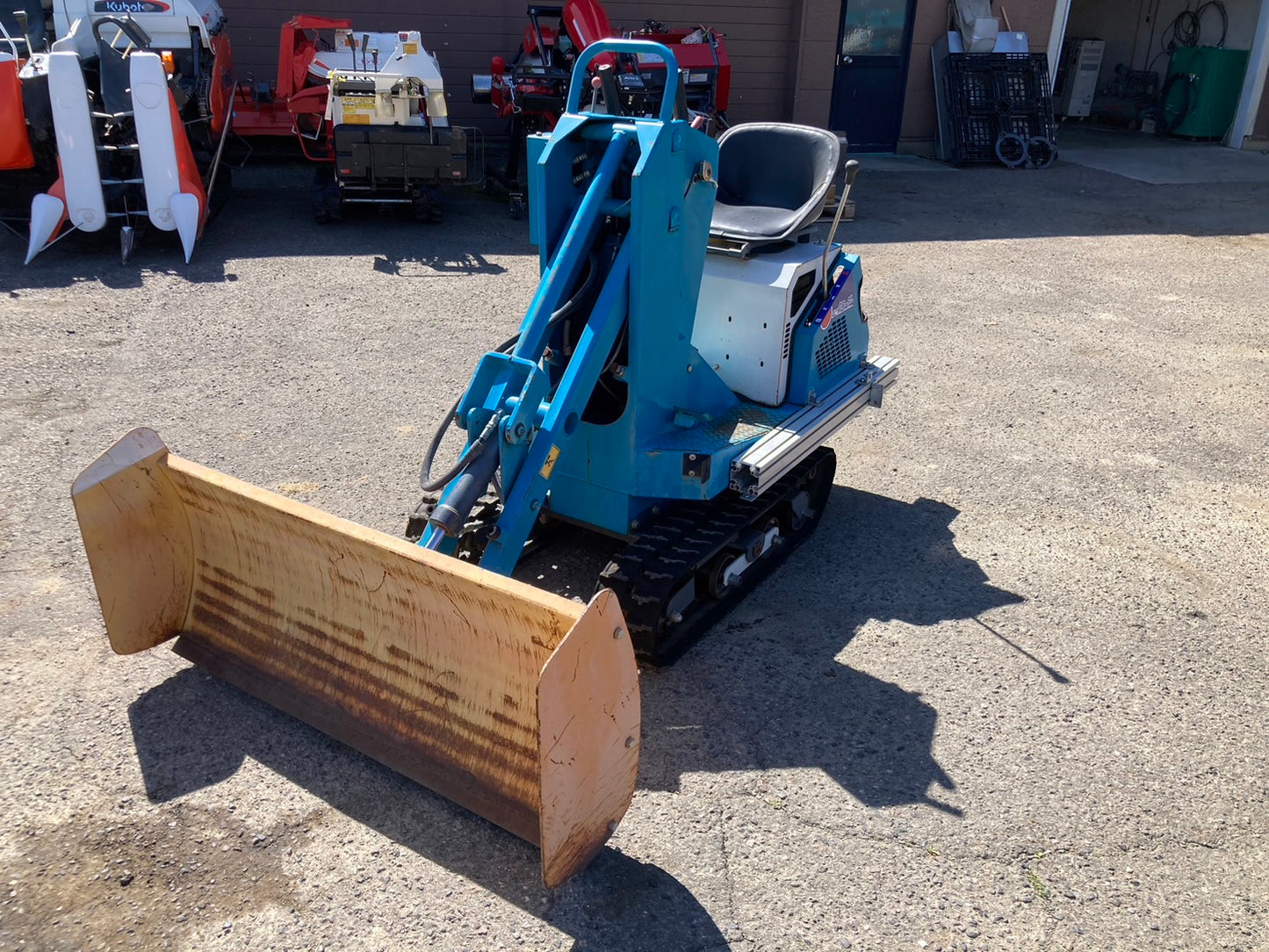 ウインブルヤマグチ  中古  ミニクローダー  YXS-111X  バケット付き