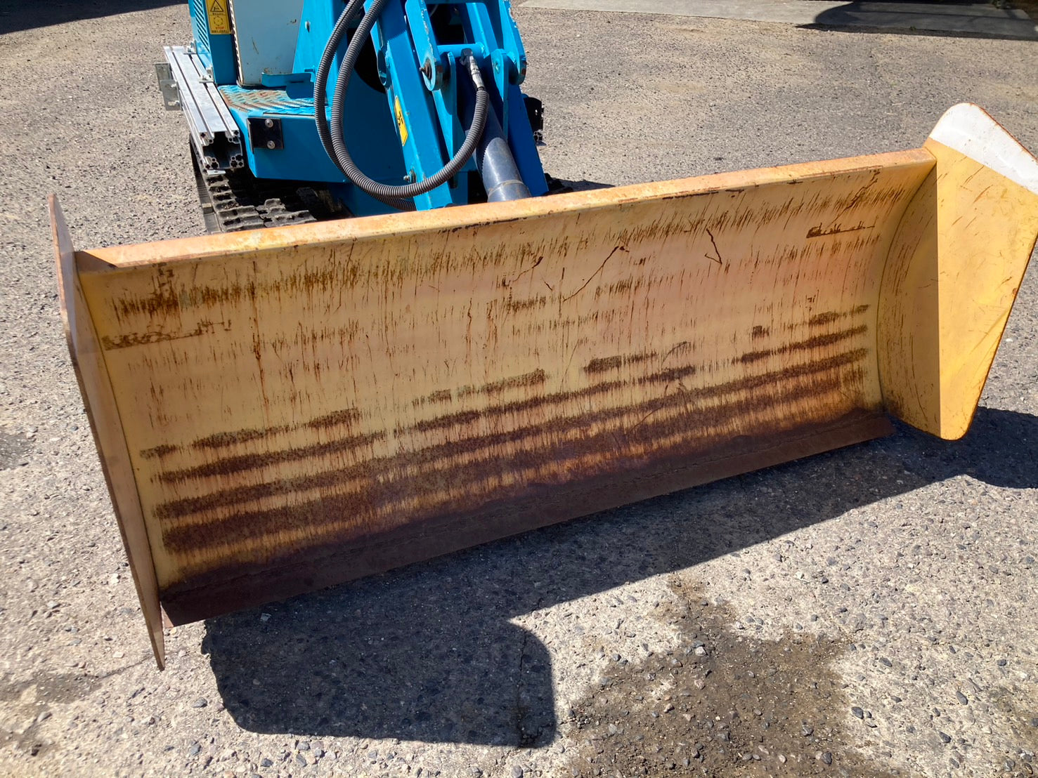 ウインブルヤマグチ 中古 ミニクローダー YXS-111X バケット付き – 農