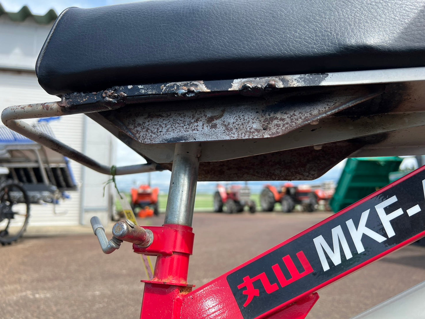 丸山製作所　中古　溝切機　【乗用】＊MKF-A435　『山形店　8250』