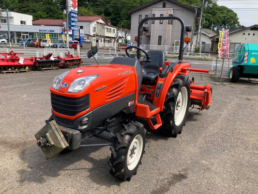 クボタ  中古  トラクター  KT255  25馬力