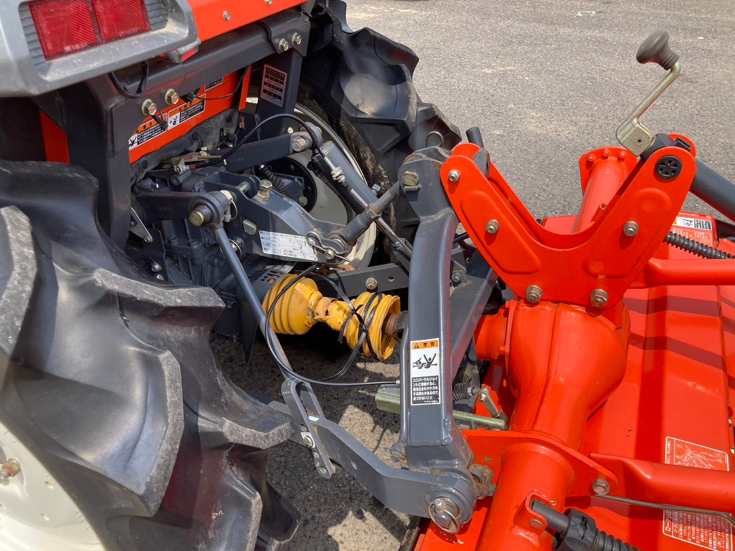 クボタ  中古  トラクター  KT255  25馬力