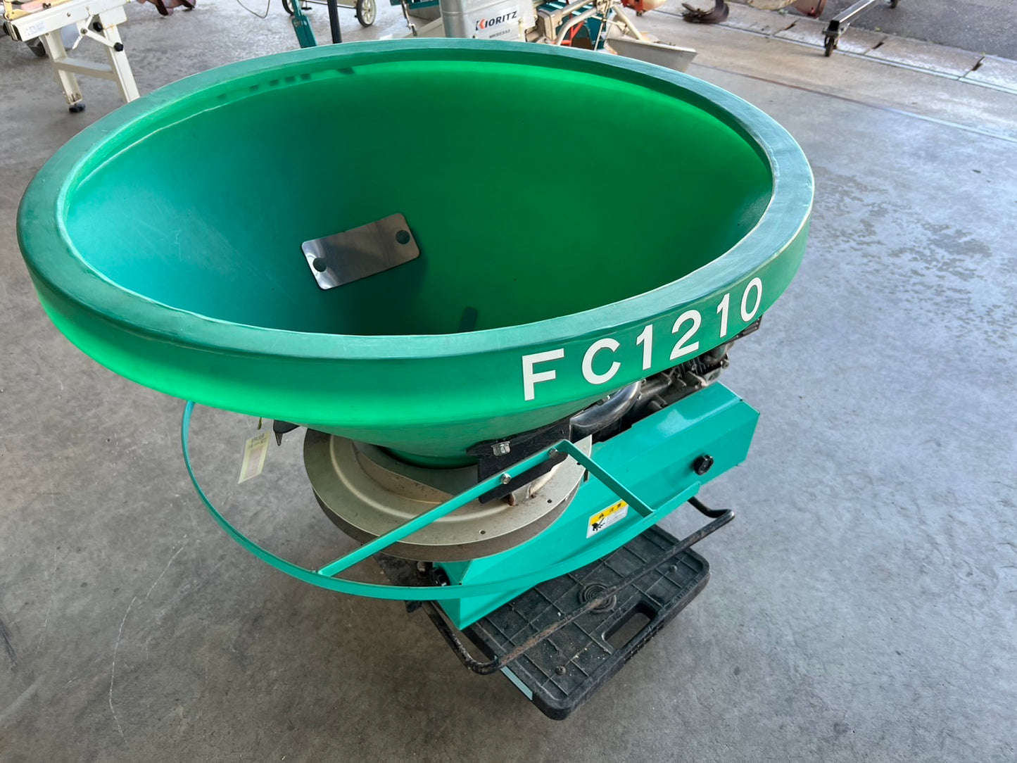 タカキタ　中古　フルーツキャスター【肥料散布】＊FC1210H　『山形店　8378』