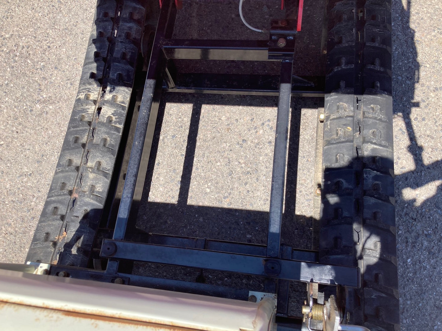 №2834　マメトラ　クローラー運搬車　ＳＣ－６Ｄ　４００㎏積載　ガソリン　手動ダンプ　三菱　実働　発送ＯＫ　山形より Yahoo!オークション -「マメトラ」(運搬車、トレーラー) (農業機械)の