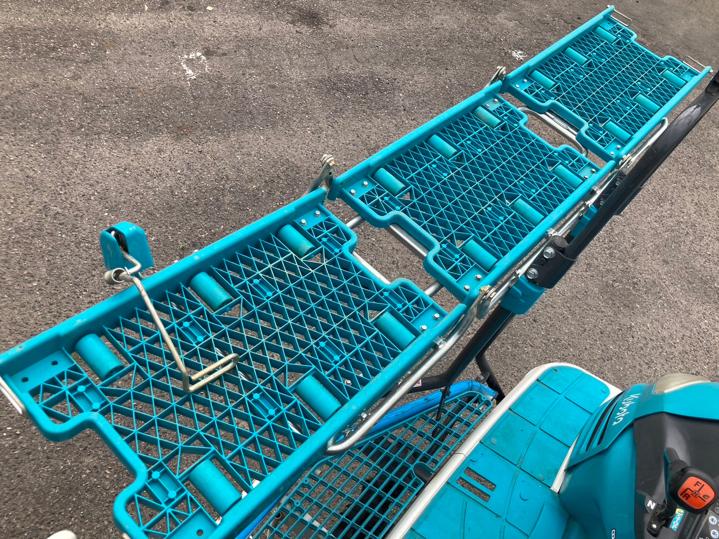 クボタ  中古  田植機  ６条  直進キープ機能  ZP67FGS