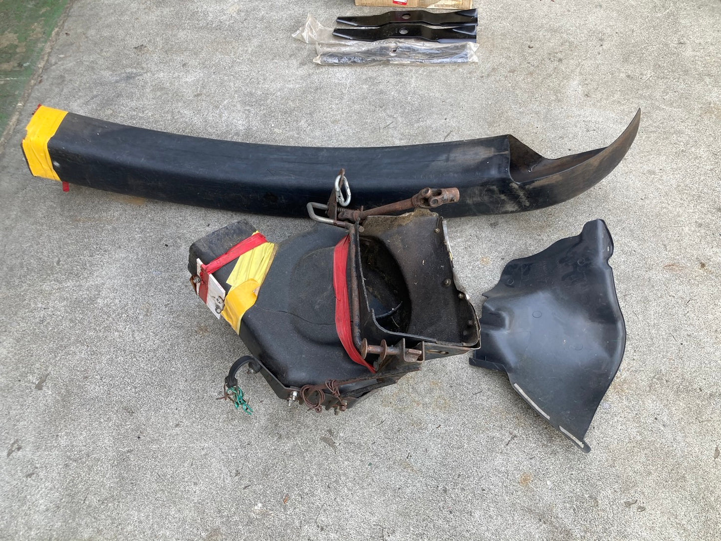 【ジャンク品】 クボタ  中古  乗用芝刈機  G1900-S