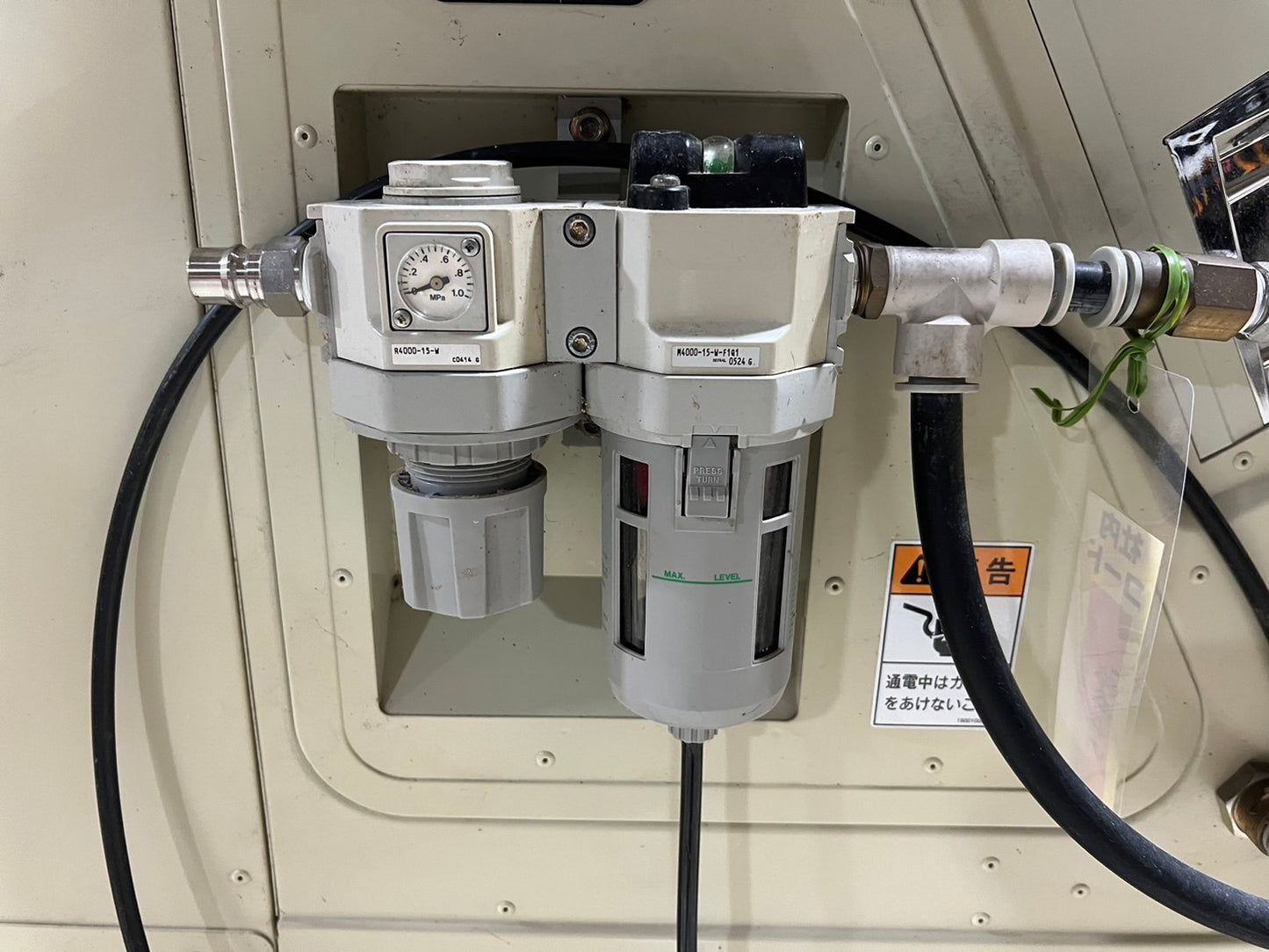 山本（サタケ）　中古　光選別機（カラレックス）【2ｔ/ｈ】＊YFG-2000　『山形店　8445』