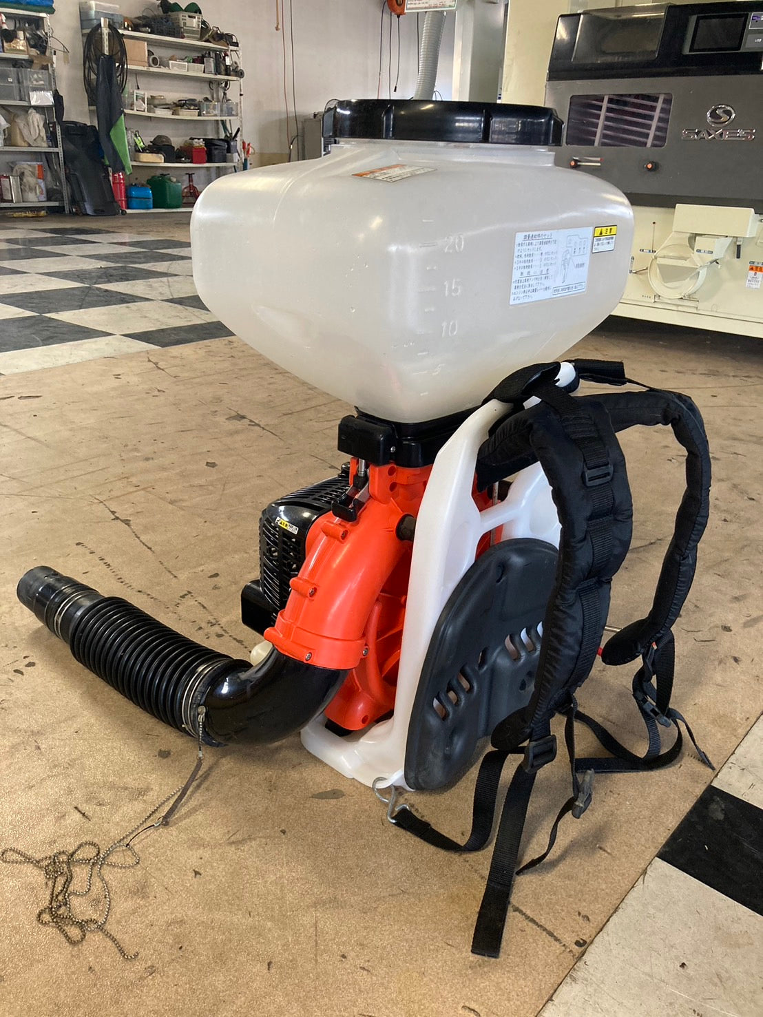 共立  中古  背負動力散布機  DMC606G