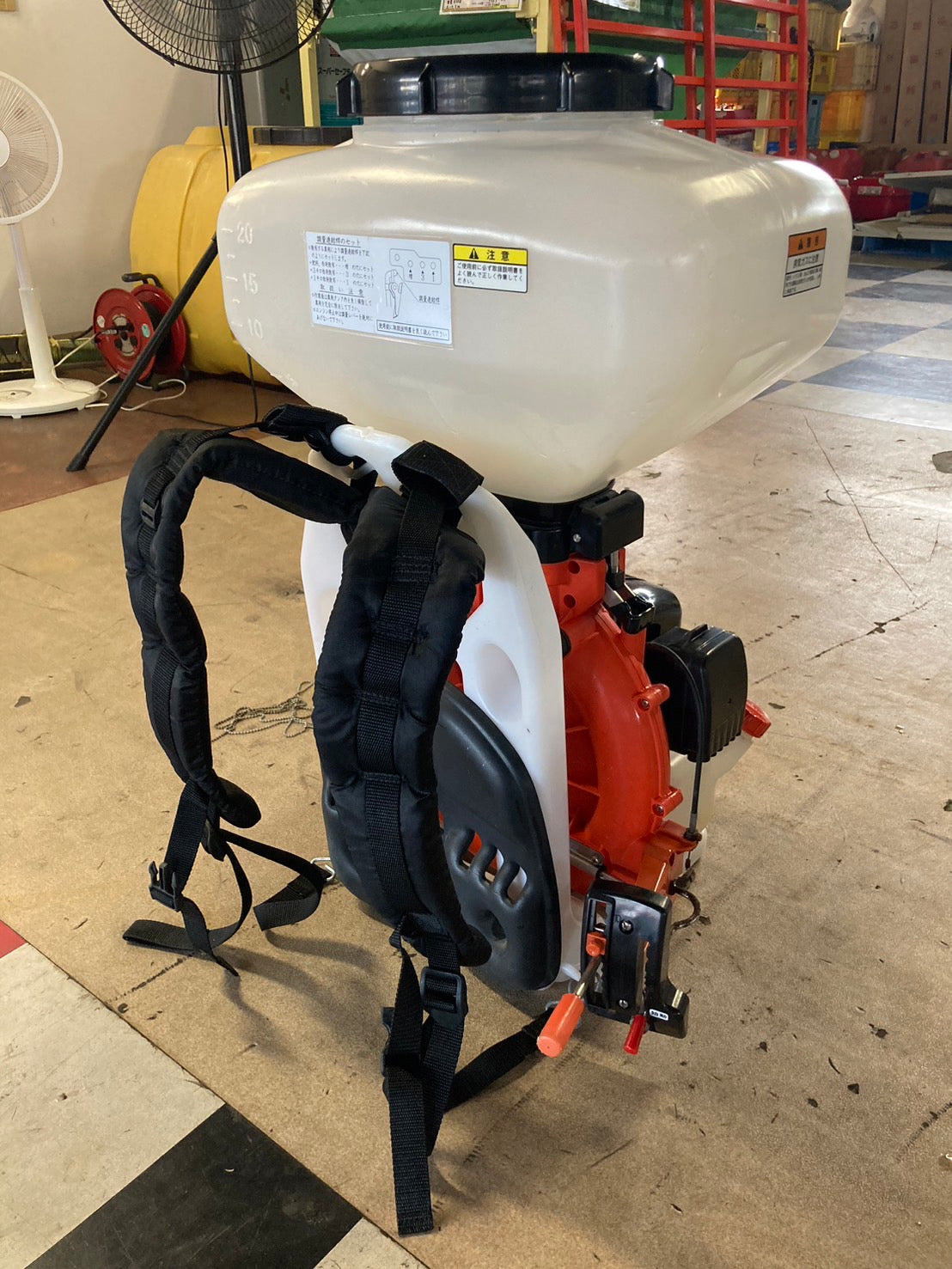 共立  中古  背負動力散布機  DMC606G