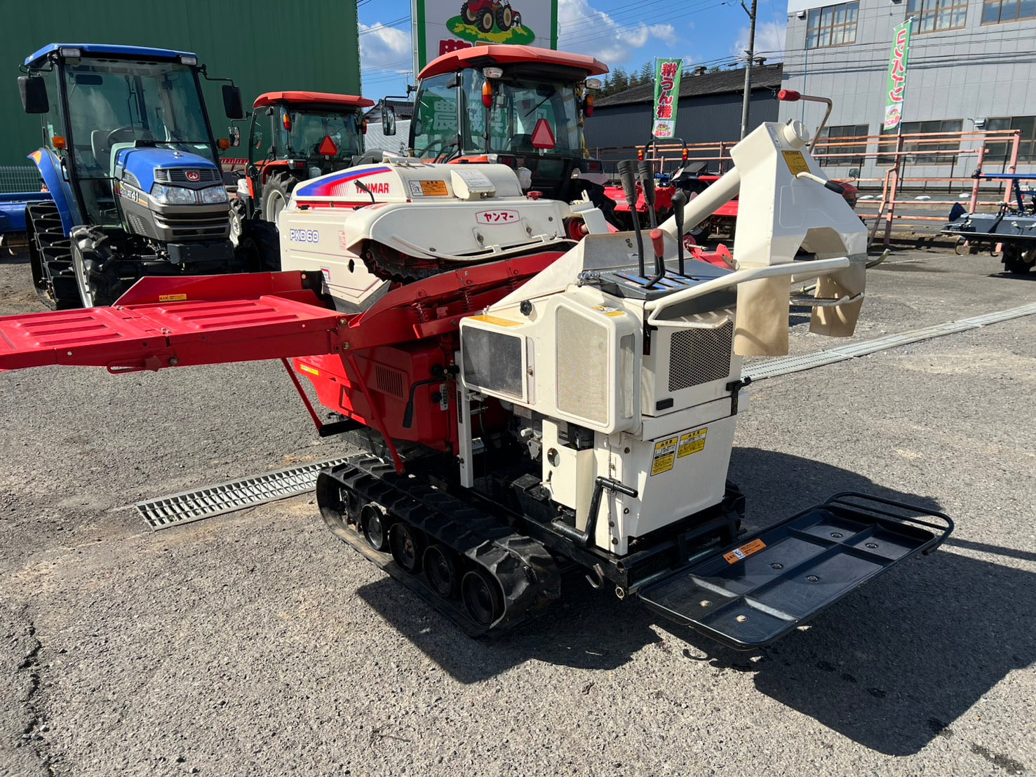 ヤンマー 中古 ハーベスター【ディゼルエンジン：6馬力】＊PKD60 