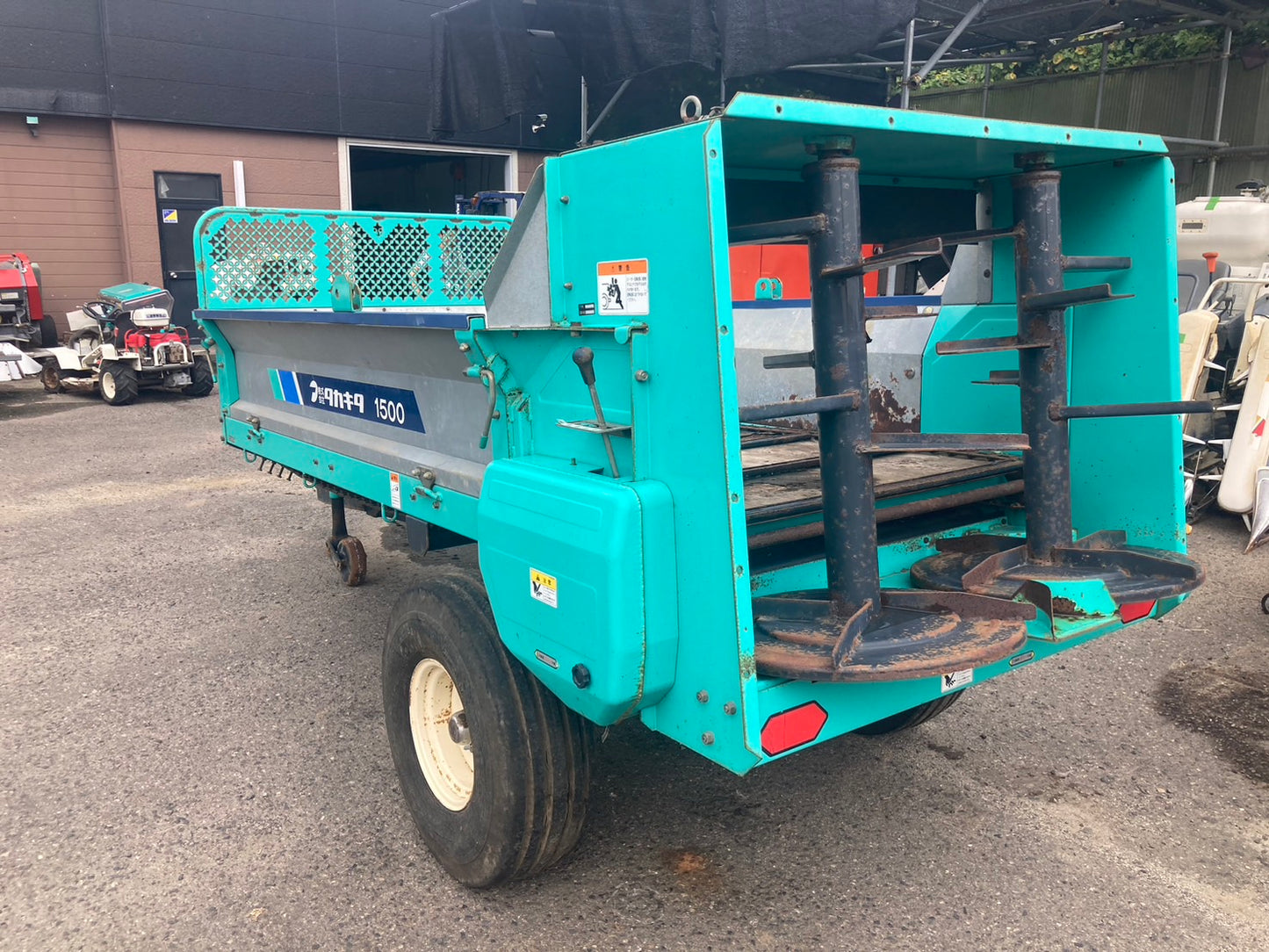 タカキタ  中古  マニアスプレッダー  DH150
