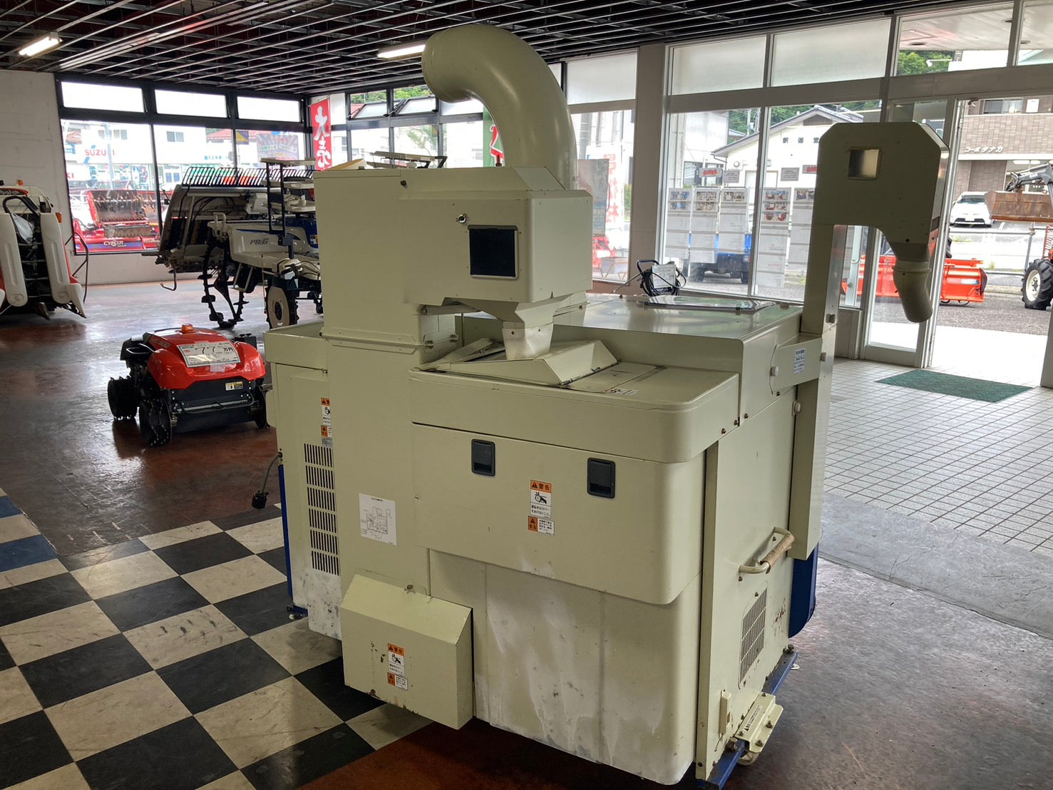 サタケ 中古 籾摺機 5インチ NPS550DXAM(1) – 農キング