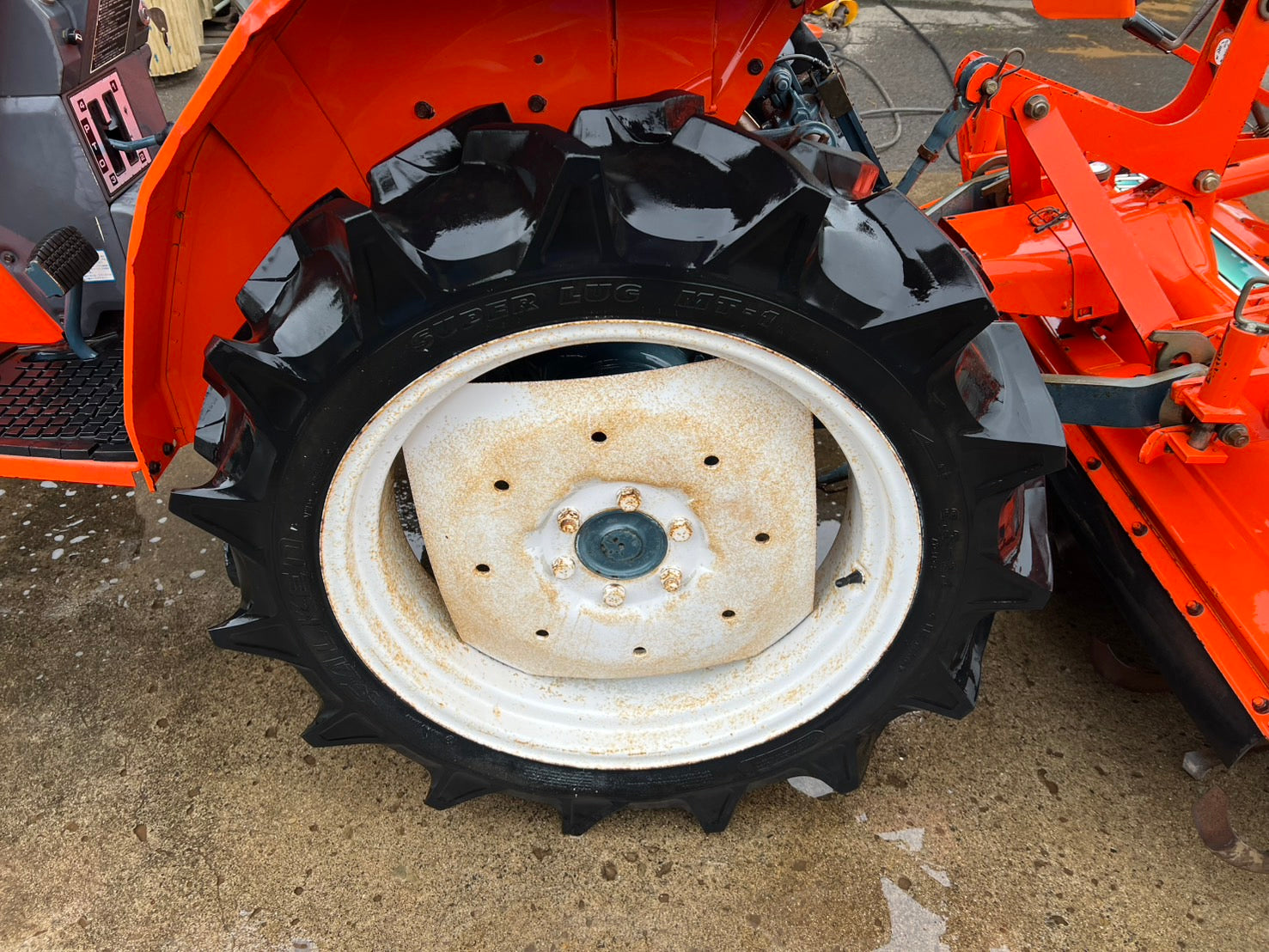 クボタ 中古 トラクター＋ロータリー【1,592時間】＊L1-185＋RL14