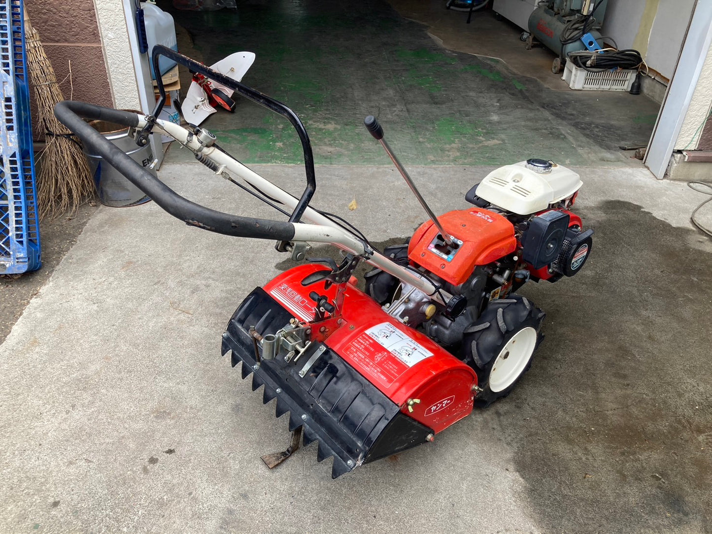 ヤンマー  中古  耕耘機  培土器付き  MRT6DX