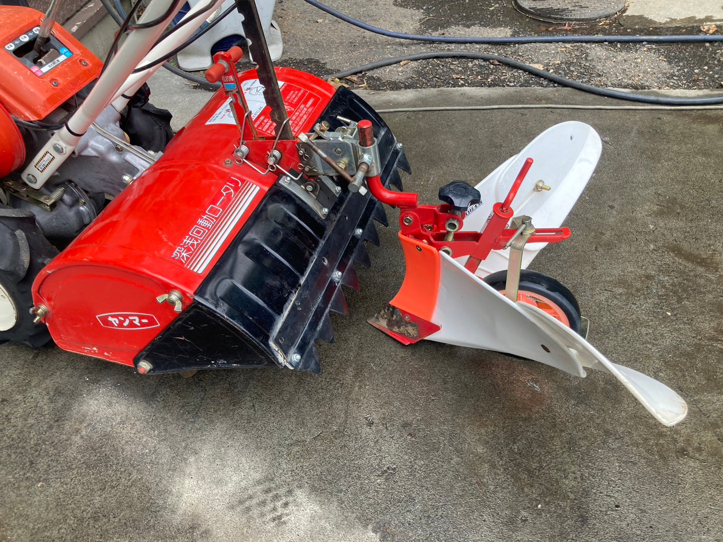 ヤンマー  中古  耕耘機  培土器付き  MRT6DX