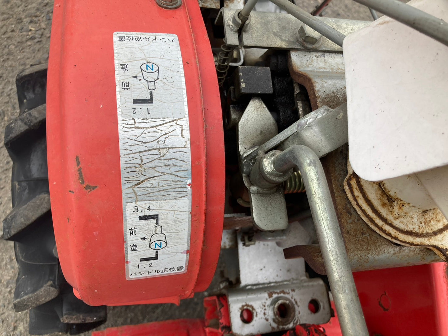 クボタ  中古  耕耘機   ディーゼル  培土器付き  TD６