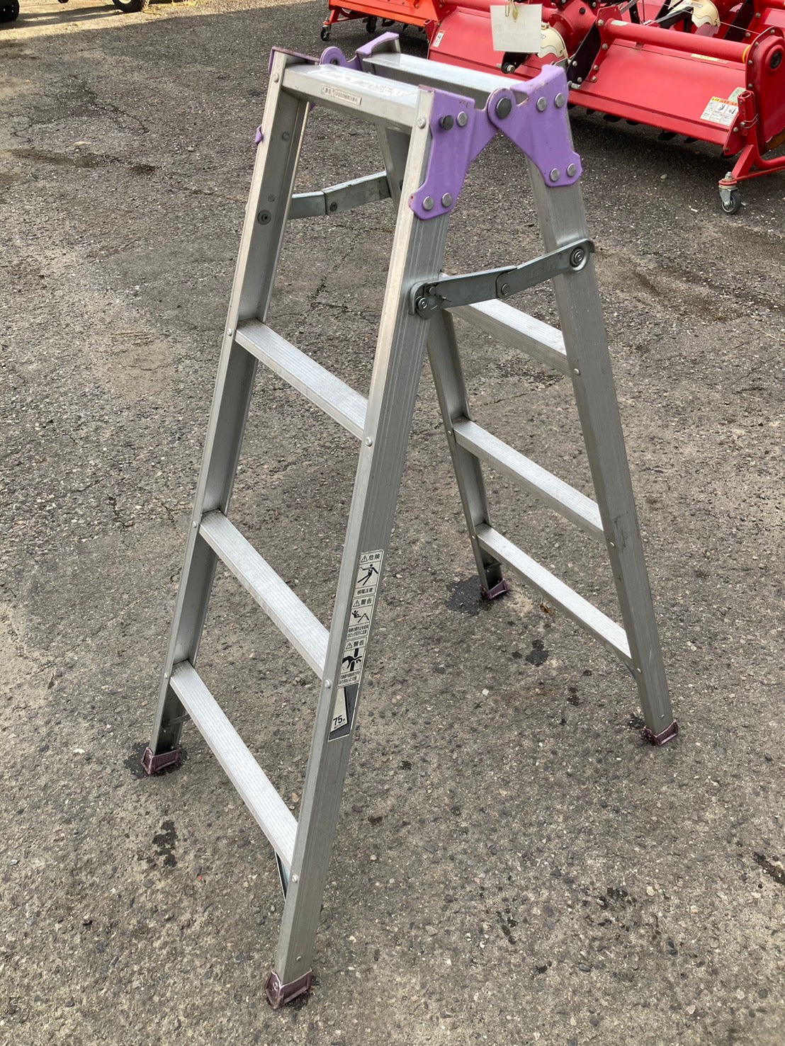 ALINCO  中古  脚立  ４尺  MR-120FG