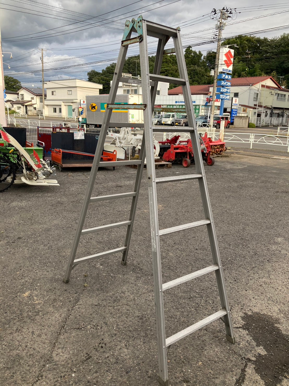 メーカー不明  中古   脚立 ７尺  型式不明