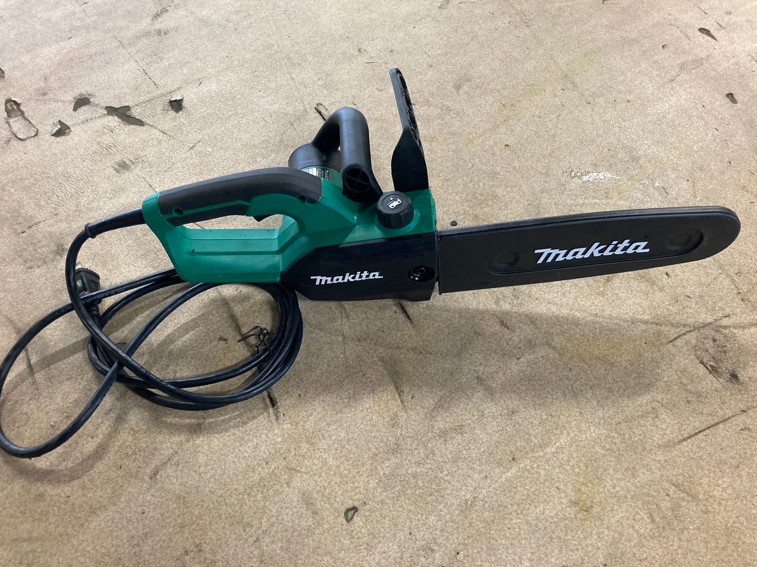 マキタ 中古 電気チェンソー M502 – 農キング