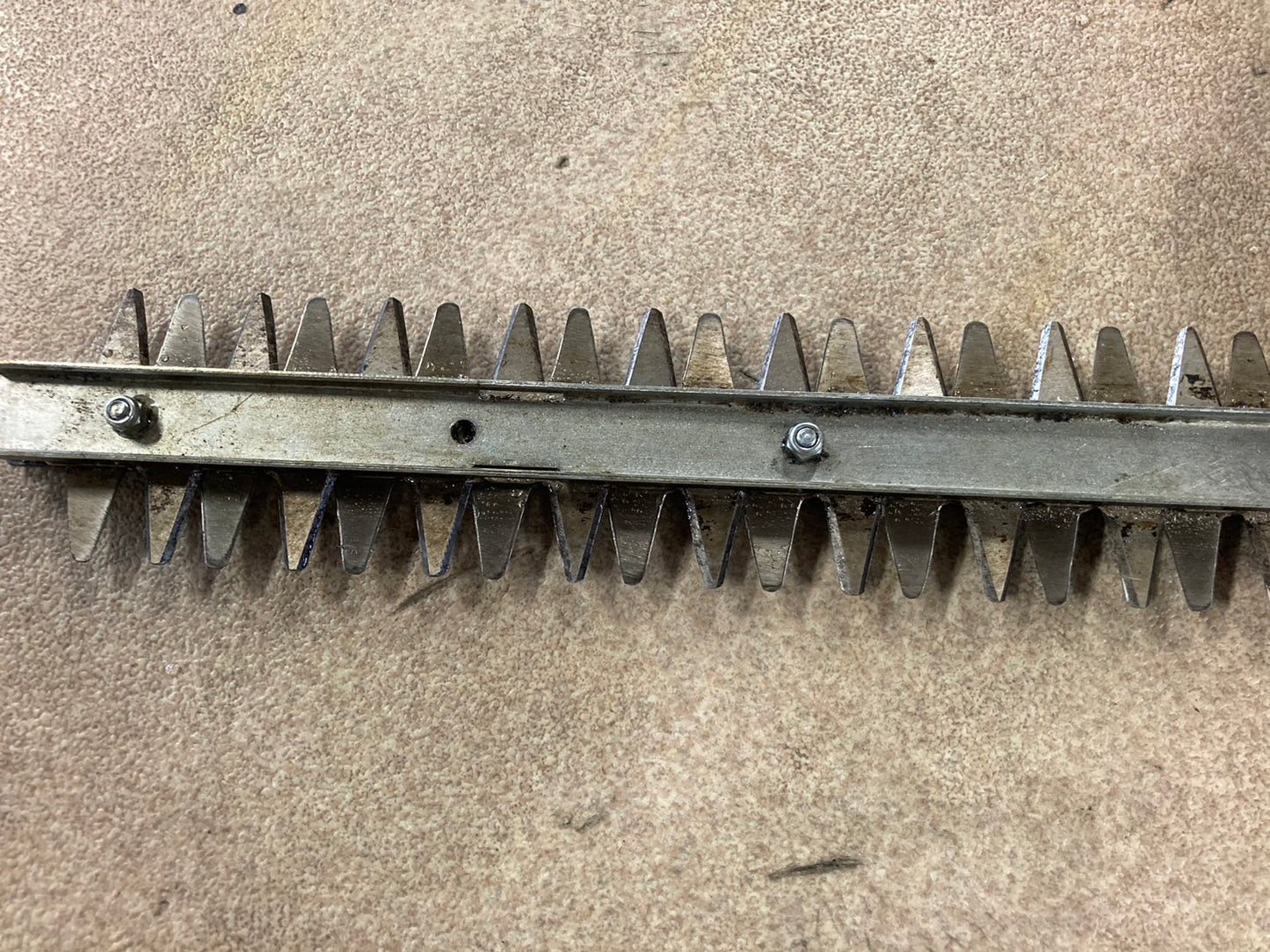 マキタ  中古  電動バリカン  MUH405