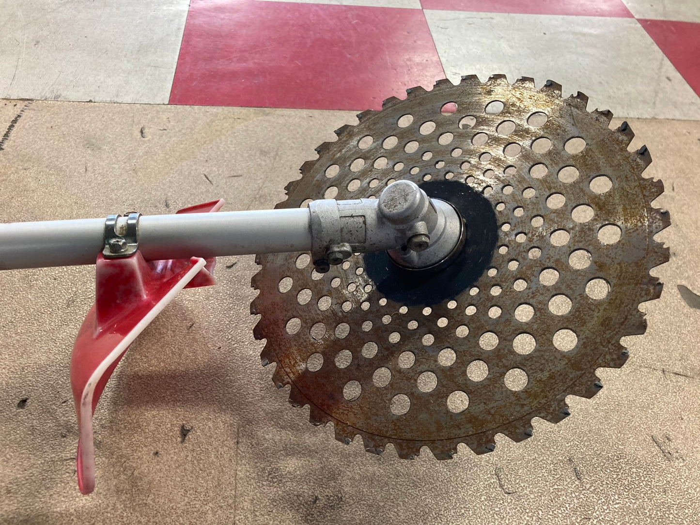 丸山 中古 刈払機 GKB2201 – 農キング