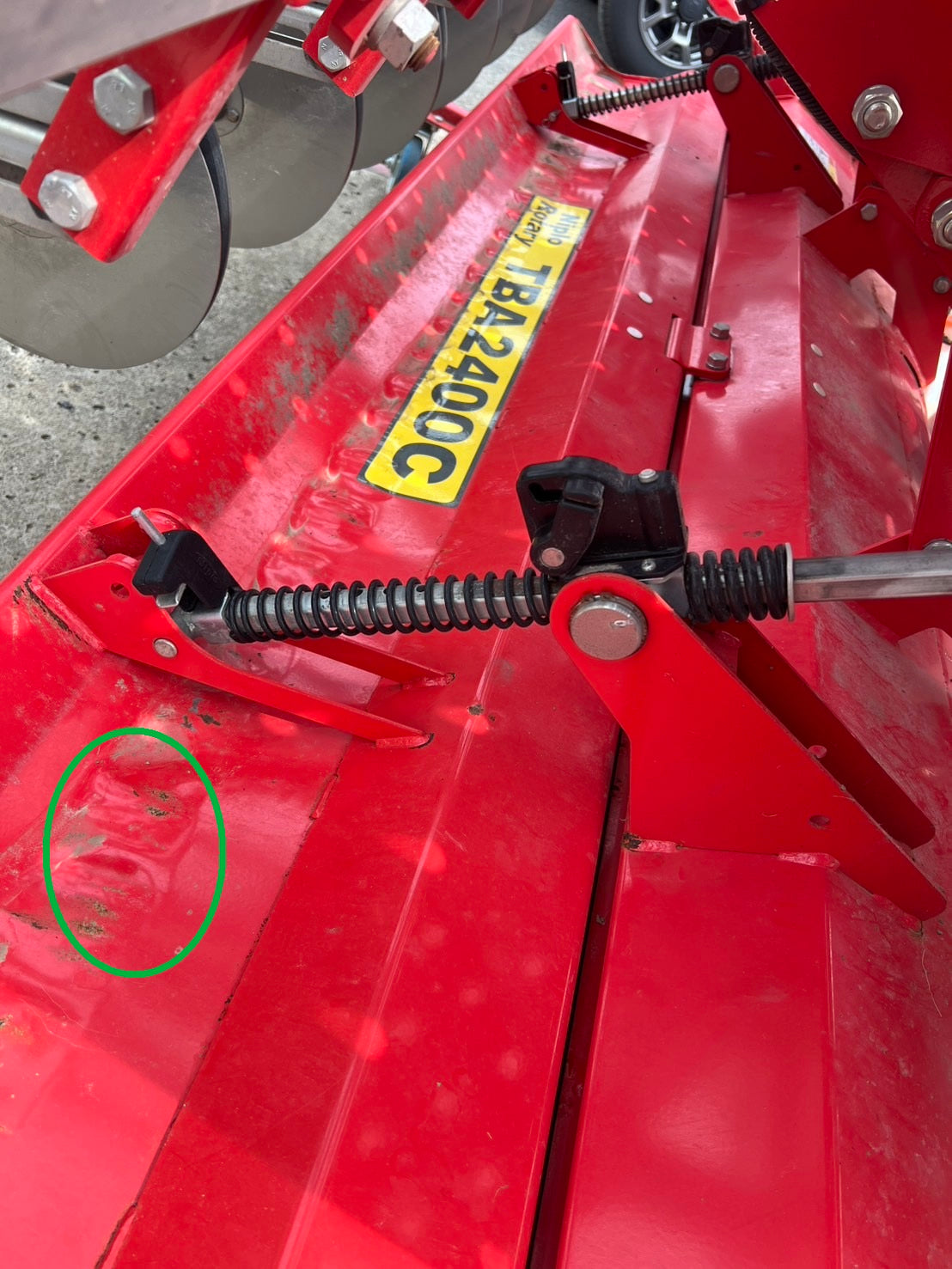 ニプロ　中古　ロータリ＋搭載型シーダー【ロータリ＋播種機＋施肥機】＊TBA2400C＋UF-S22H8R24(A)『茨城店5576』