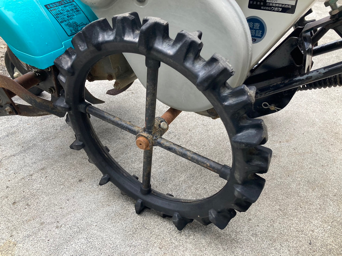 クボタ  中古  管理機   培土器付き  FTR350