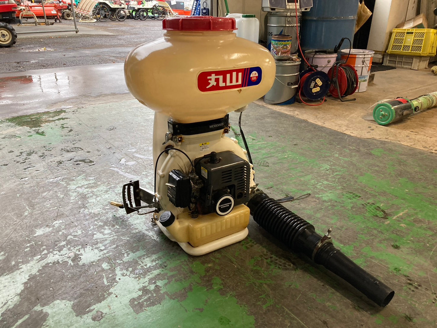 丸山  中古  背負動力散布機  MD6020S