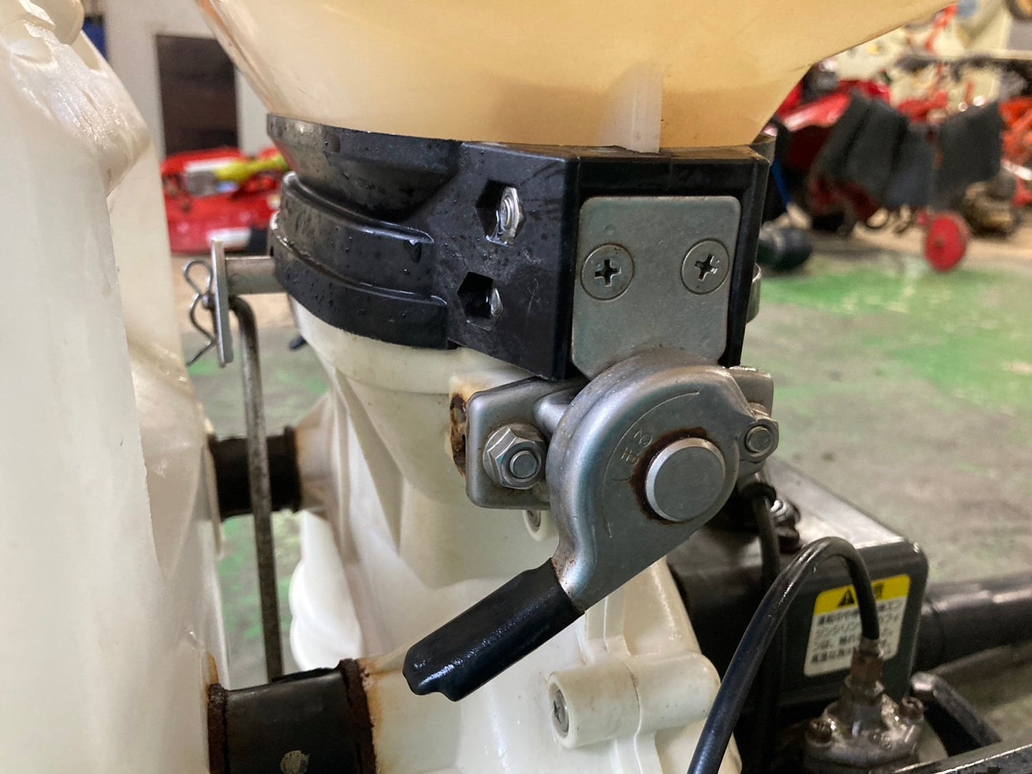 丸山  中古  背負動力散布機  MD6020S