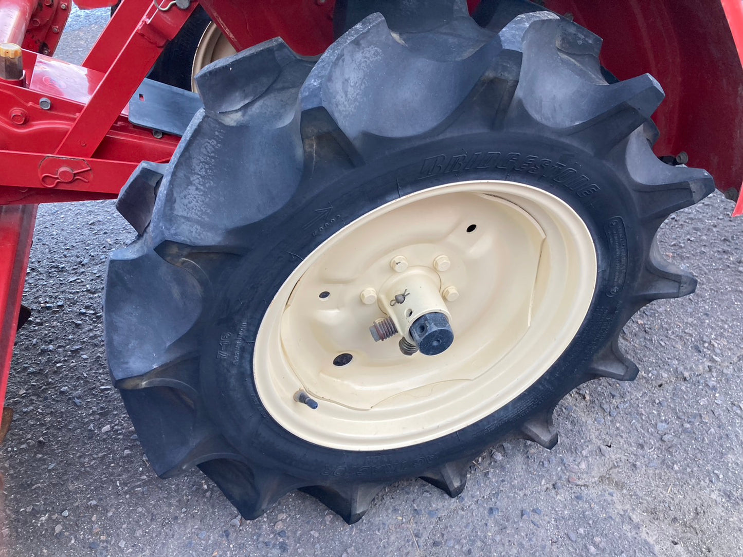 ヤンマー  中古  トラクター 12.5馬力  Ke-2D