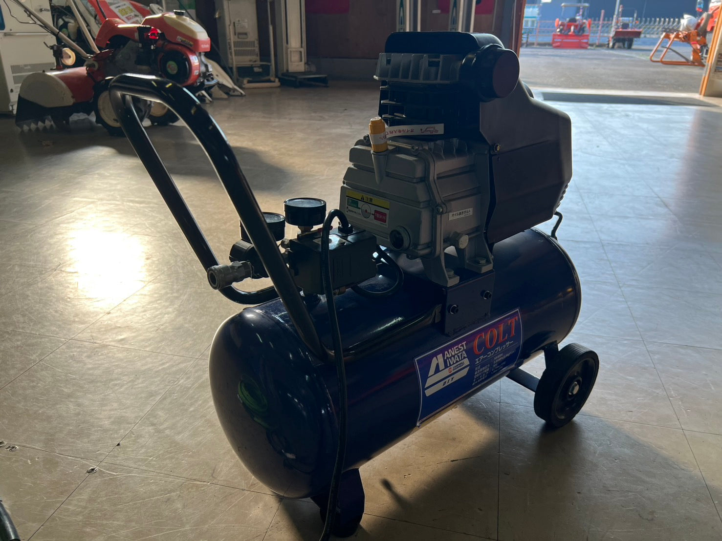 アネスト岩田 中古 コンプレッサ【100V】＊HX4004『茨城店 5729』 – 農 