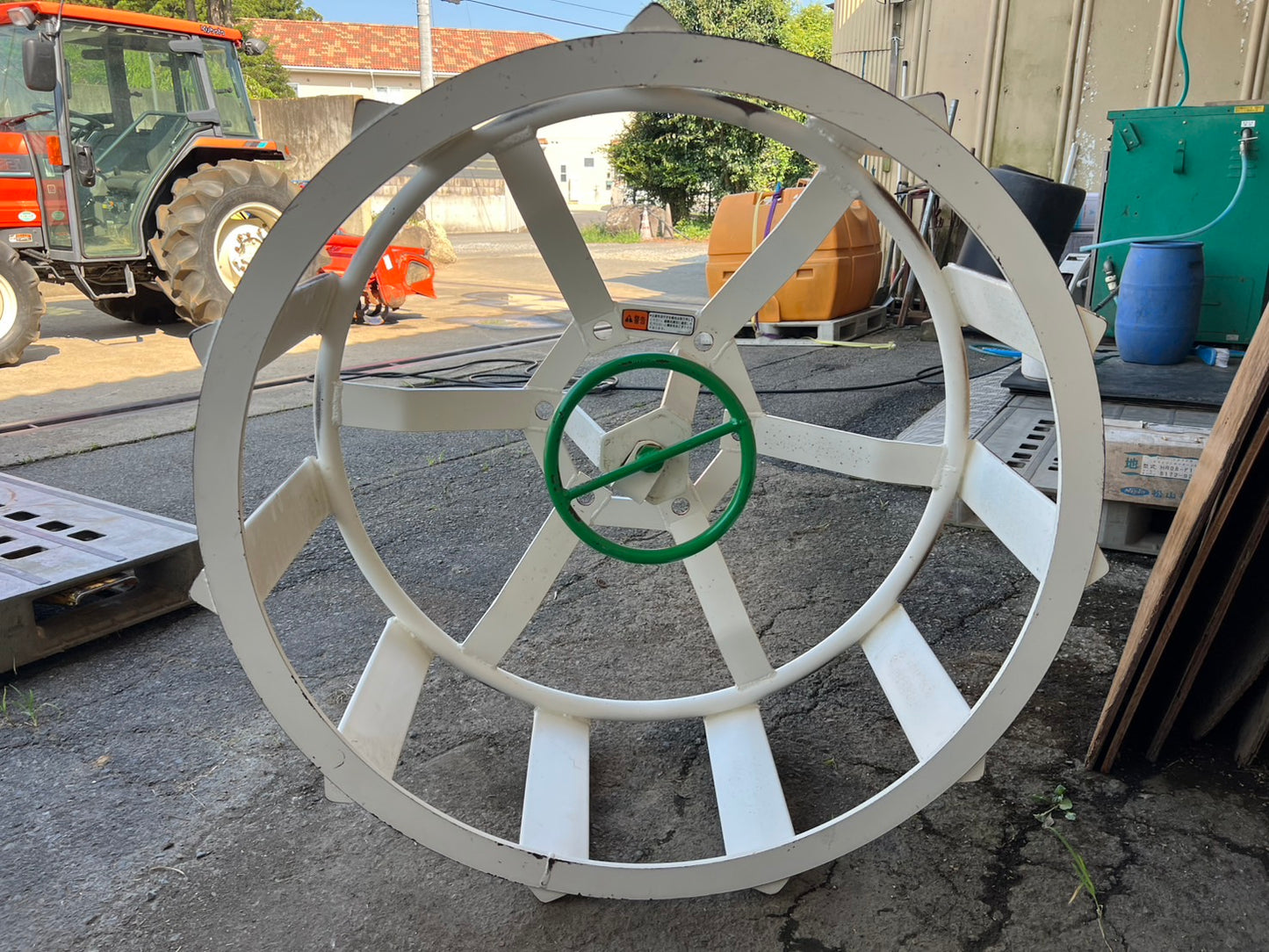 スズテック　中古　カゴ車輪　＊13.6‐24『茨城店　5732』