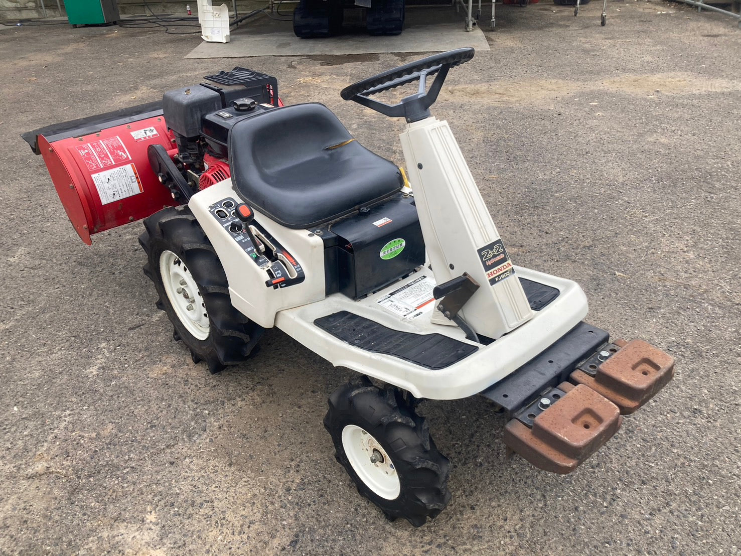 ≪引き取り限定》 《 岩手奥州》KONMA　管理機　耕運機　KMR68 ≪引き取り限定》 《 岩手奥州》KONMA 管理機 耕運機 KMR68