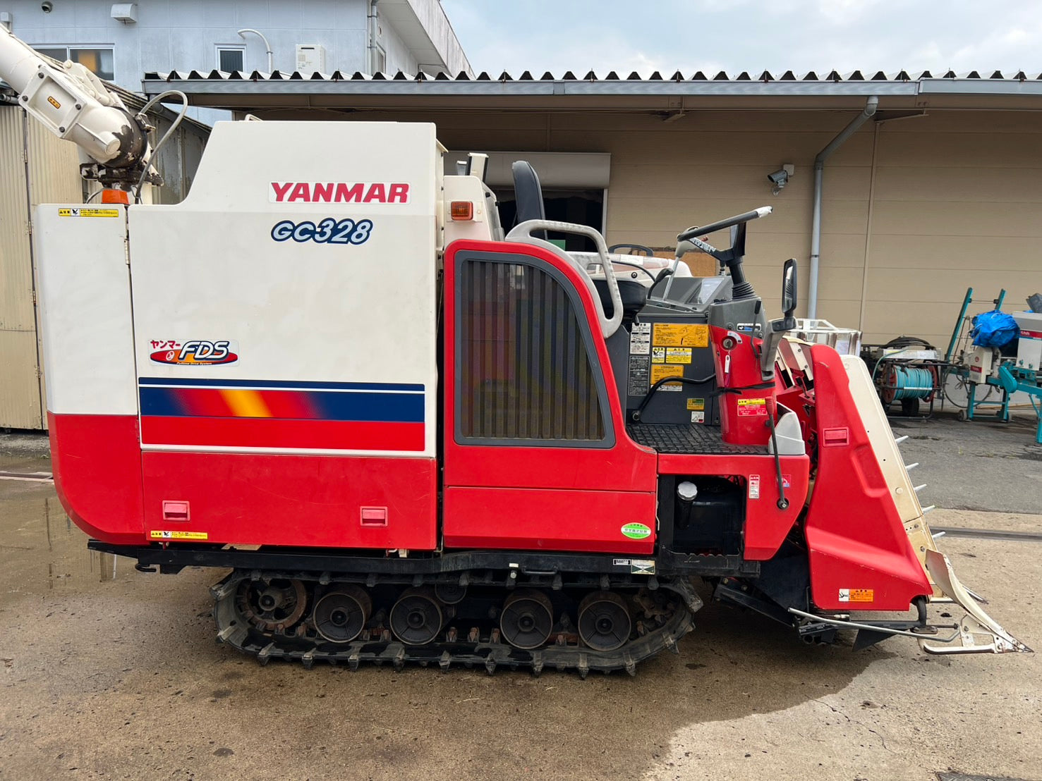 ヤンマー 中古 コンバイン【559時間】＊GC328『茨城店 5691』 – 農キング