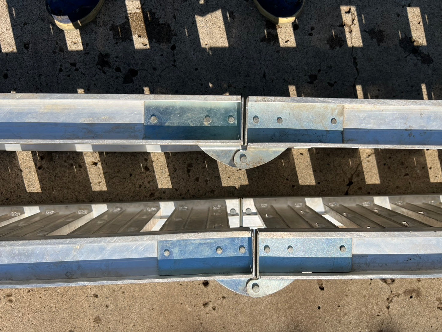 中古　アルミブリッジ【折りたたみ式】＊1800×300　200㎏『茨城店　5793』