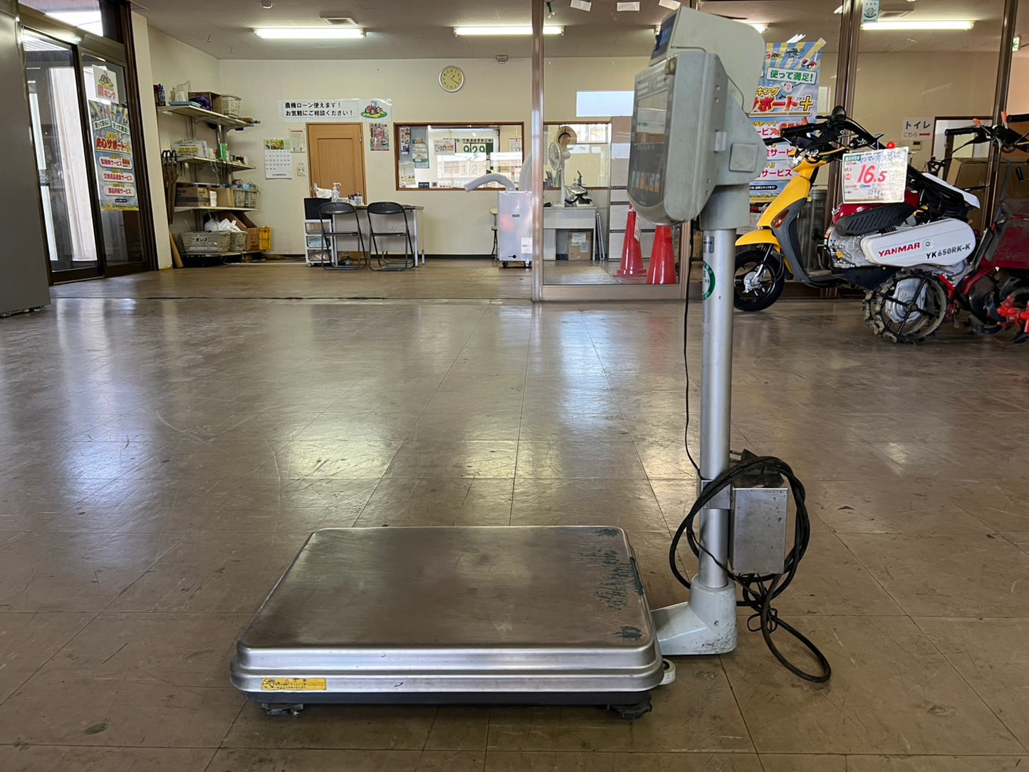 大和製衡株式会社　中古　デジタル台秤【ひょう量:30・60・120・150kg】＊DP-6100GP『茨城店　5827』